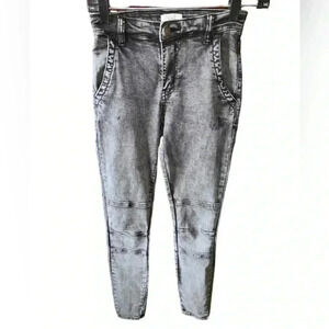 Easel Los Angeles size small black acid wash skinny‎ jean jegging.